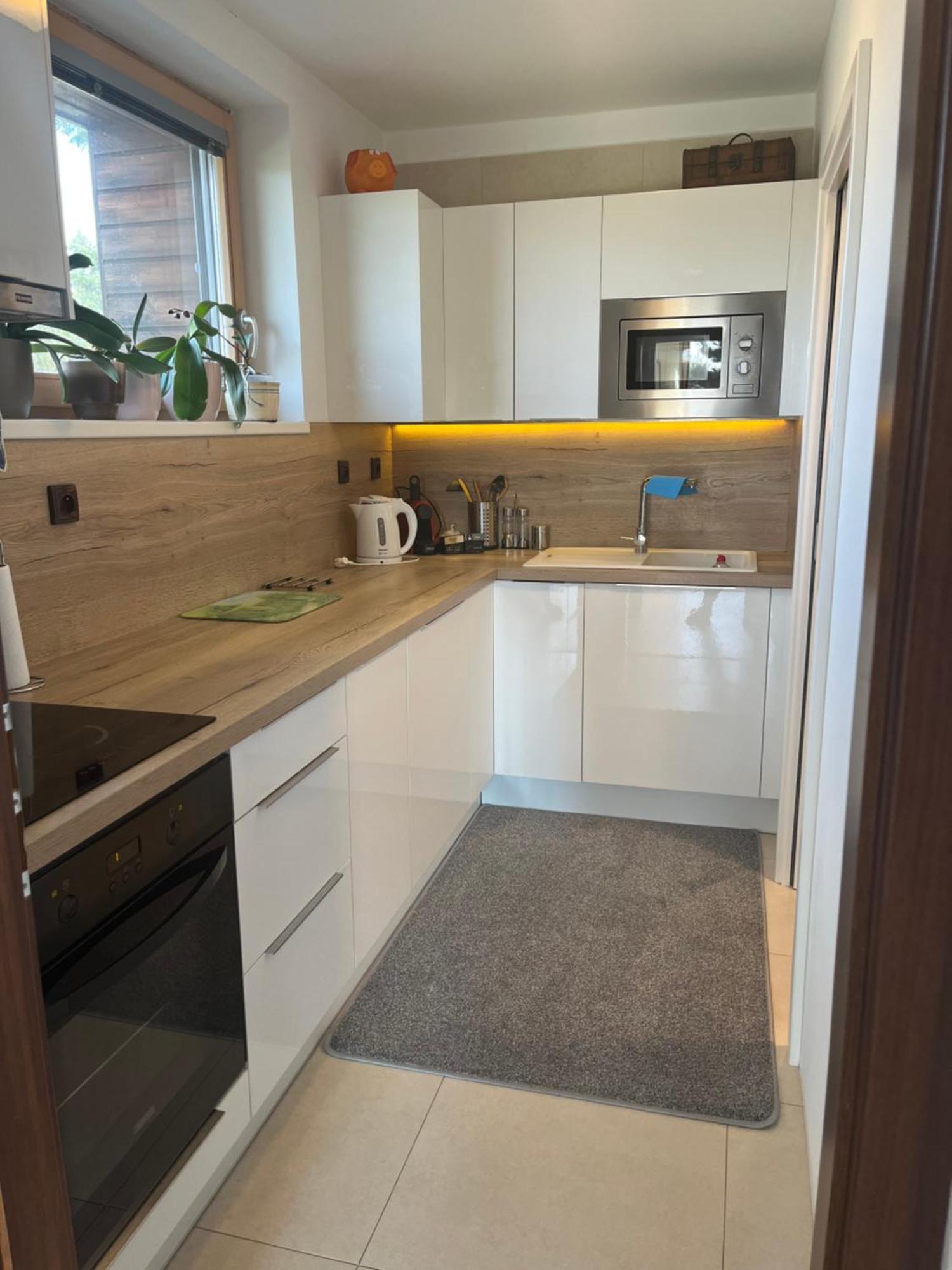 Apartman S Wellness Sluzbami Čerčany Bagian luar foto