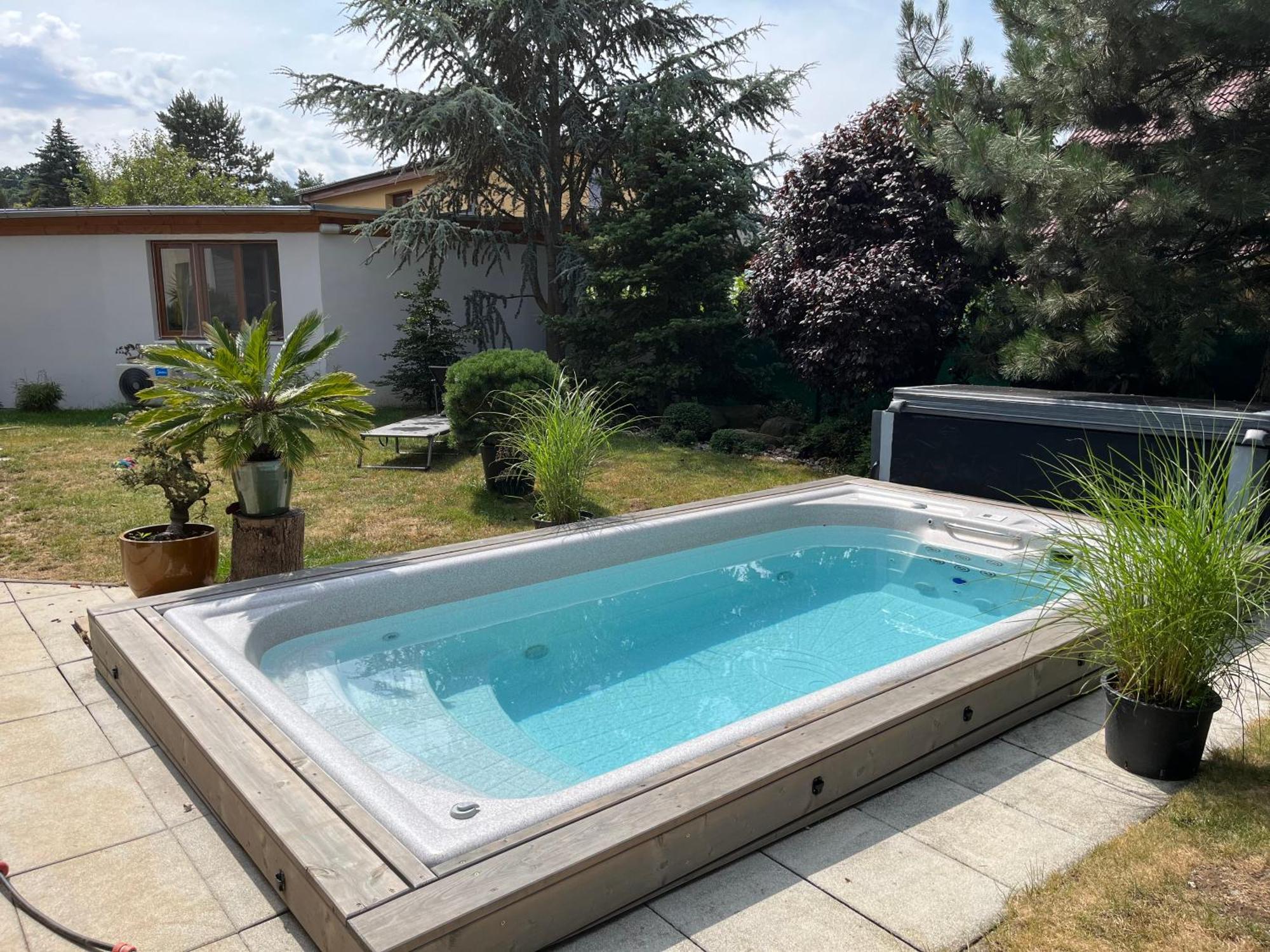 Apartman S Wellness Sluzbami Čerčany Bagian luar foto